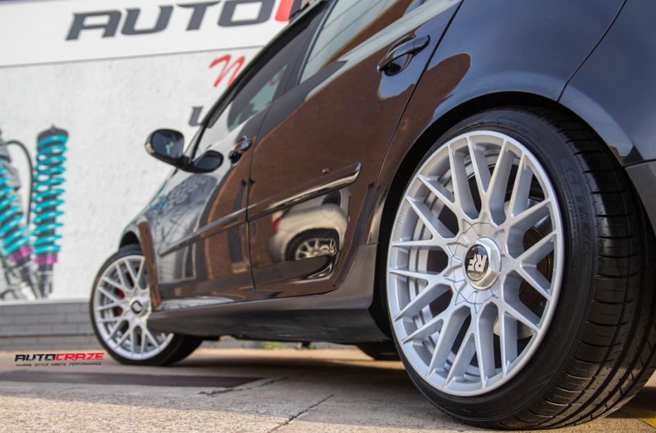 VOLKSWAGEN GOLF RSE SILVER