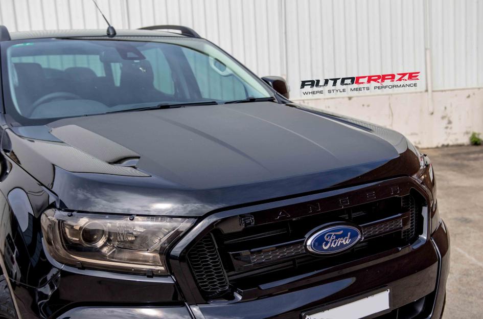 FORD-RANGER-VAPOR-BLACK-MACHINED-WITH-DARK-TINT