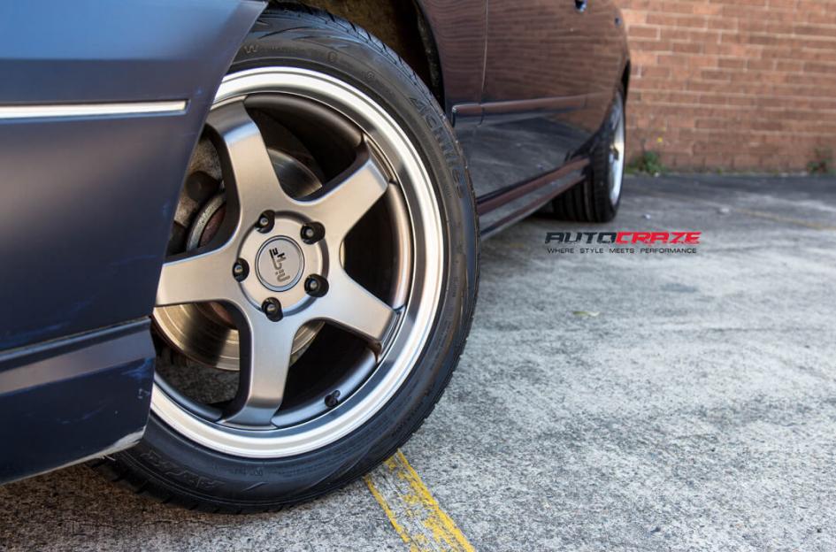 FORD FALCON SIENNA GUN METAL
