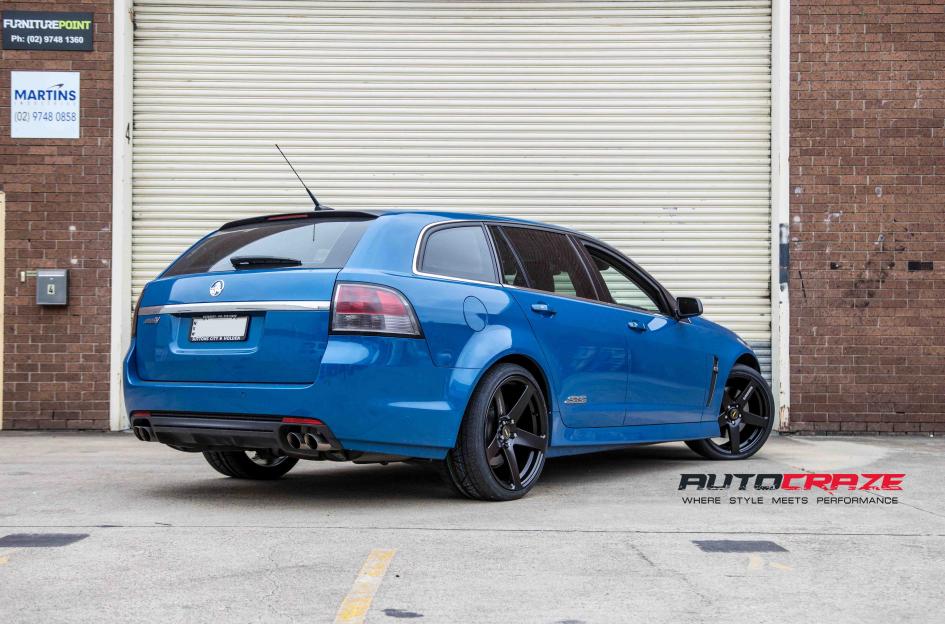 HOLDEN-COMMODORE-FRC-FLAT-BLACK