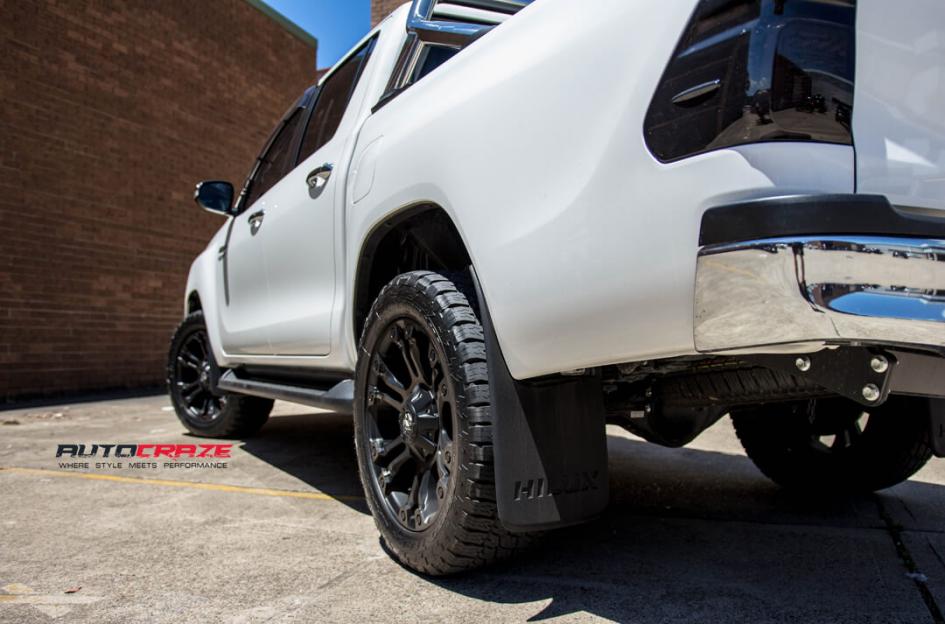 TOYOTA HILUX N80 4WD VAPOR BLACK MACHINED WITH DARK TINT