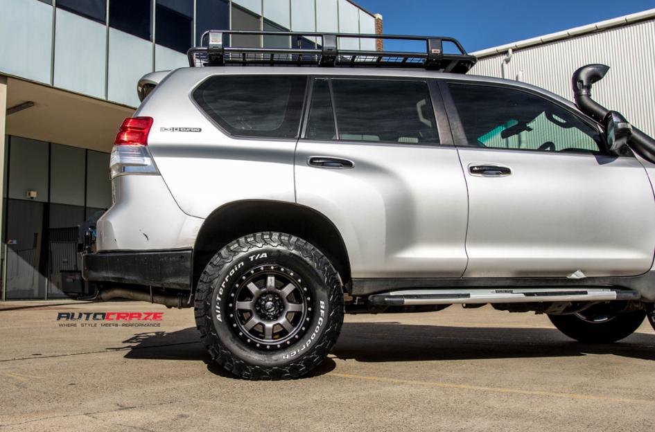 TOYOTA-PRADO-TROPHY-MATTE-ANTHRACITE-WITH-BLACK-RING-4