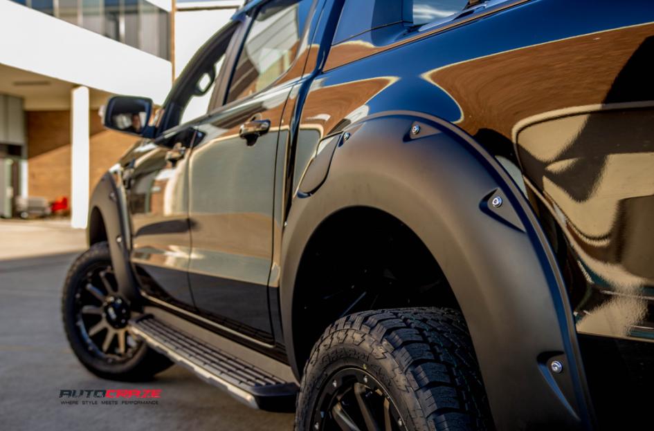 FORD RANGER GD05 BRONZE DARK TINT WITH MATTE BLACK 4