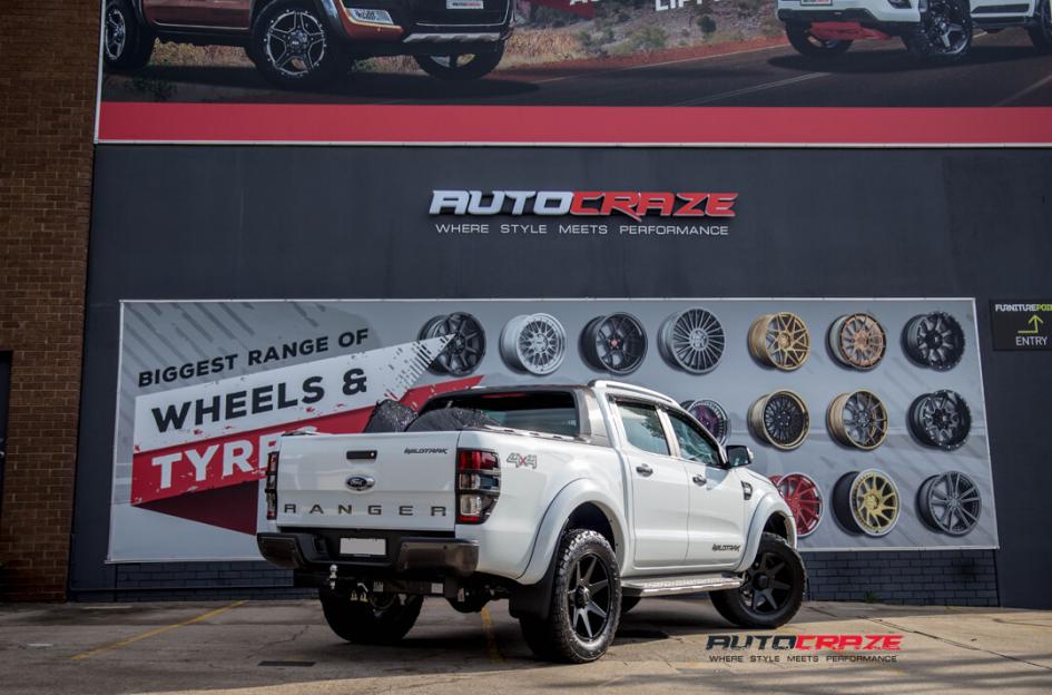 FORD-RANGER-TEMPEST-205-SATIN-BLACK