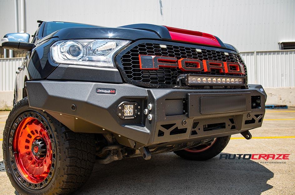 FORD-EVEREST-ZEPHYR-CANDY-RED-WITH-MATTE-BLACK-RING