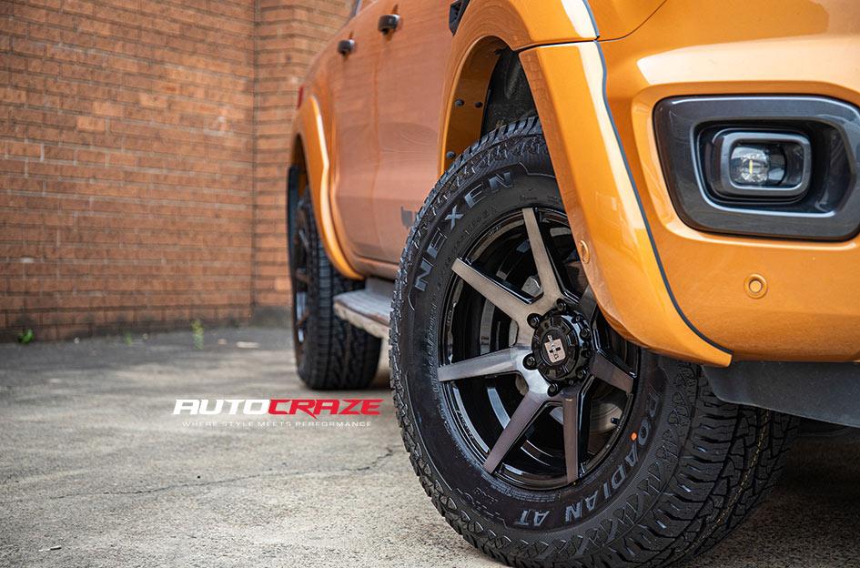 FORD RANGER AVALANCHE MATTE BLACK GREY FACE