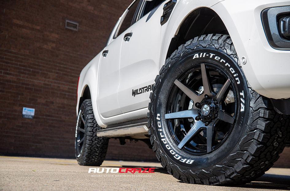 FORD RANGER AVALANCHE MATTE BLACK GREY FACE