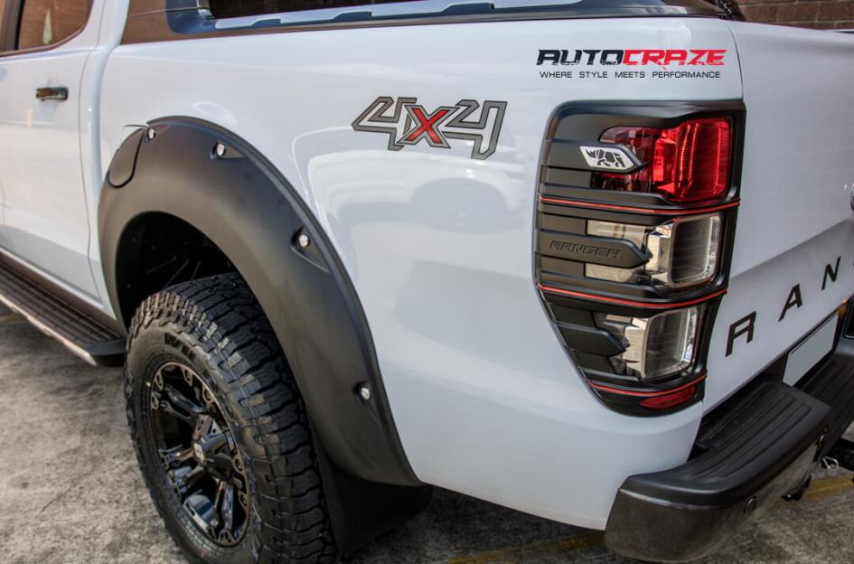 TOYOTA HILUX N80 4WD AVALANCHE MACHINED FACE MATTE BLACK DARK TINT