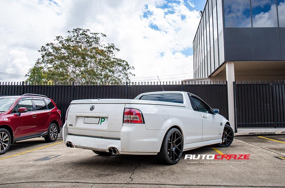 HOLDEN-COMMODORE-VE-UTE-STAGE-MATTE-BLACK