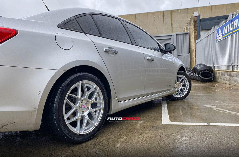 HOLDEN-CRUZE-PETROL--PRE-2013--IFG-38-SILVER