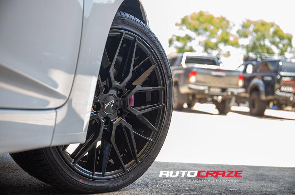 HYUNDAI-VELOSTER-GAMMA-GLOSS-BLACK