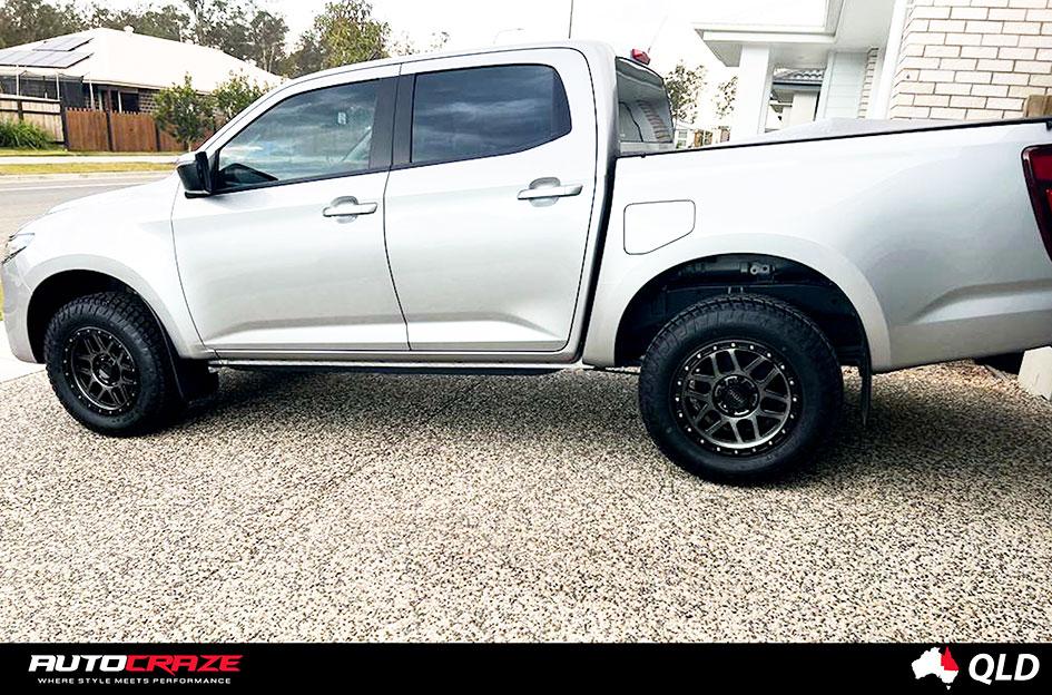 MAZDA BT 50 MESA KM544 SATIN BLACK GREY TINT