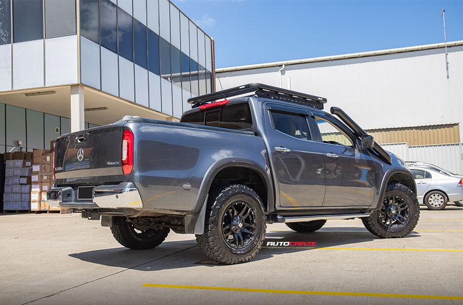 MERCEDES X CLASS CLIFF MATTE BLACK 