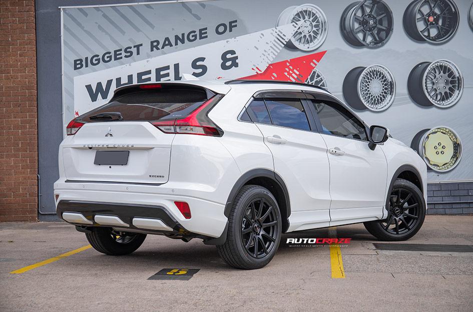 MITSUBISHI ECLIPSE CROSS CARBINE SATIN BLACK