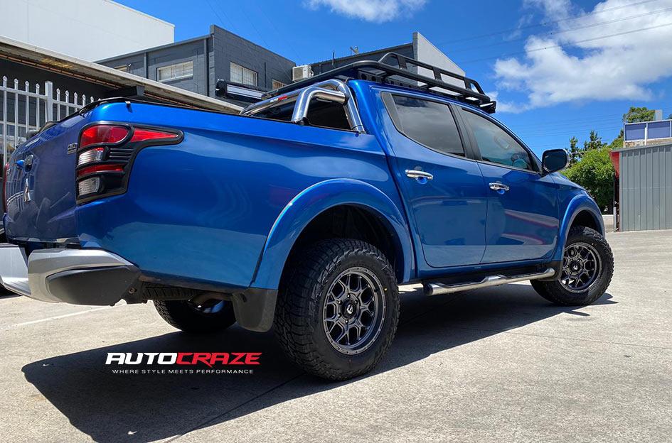 MITSUBISHI TRITON TECH ANTHRACITE 