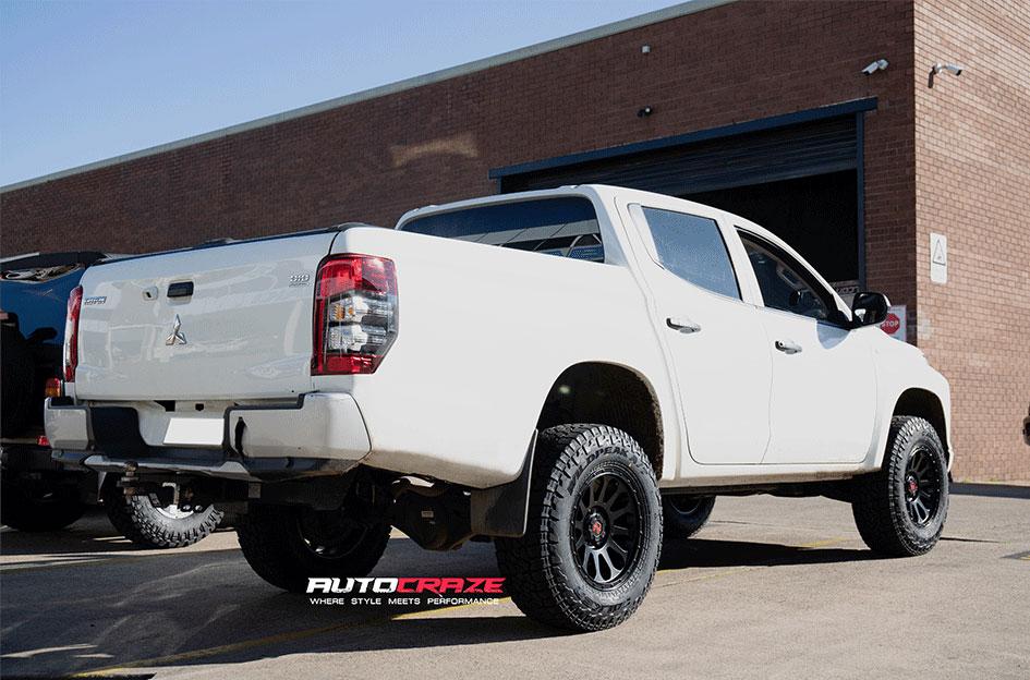 MITSUBISHI TRITON VICTIM MATTE BLACK