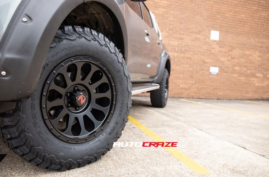 NISSAN-NAVARA-VICTIM-MATTE-BLACK