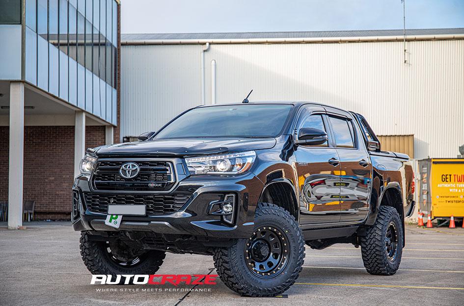 TOYOTA HILUX N80 4WD D LOCKER BLACK
