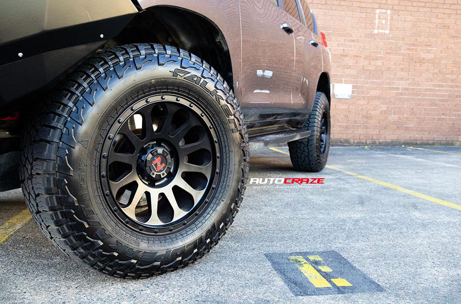 TOYOTA PRADO VICTIM MATTE BLACK