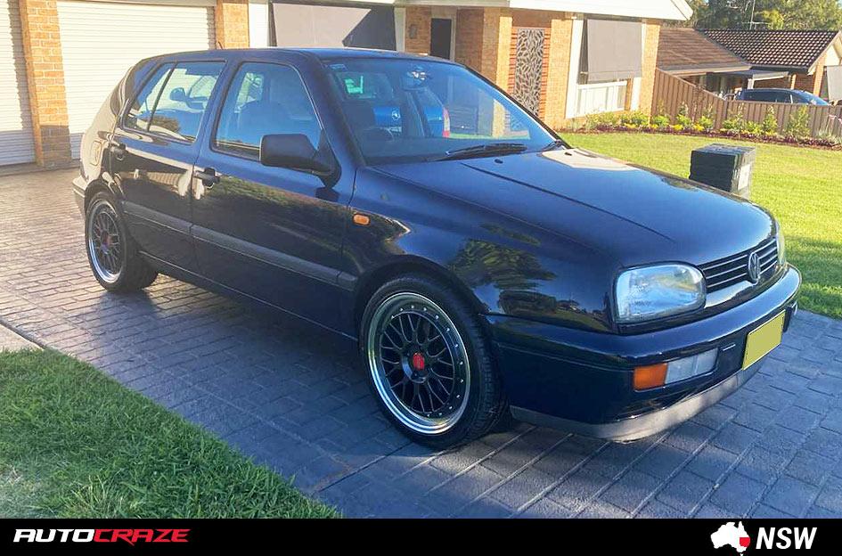 VOLKSWAGEN-GOLF-INTERLAGOS-GUN-METAL-POLISHED-LIP