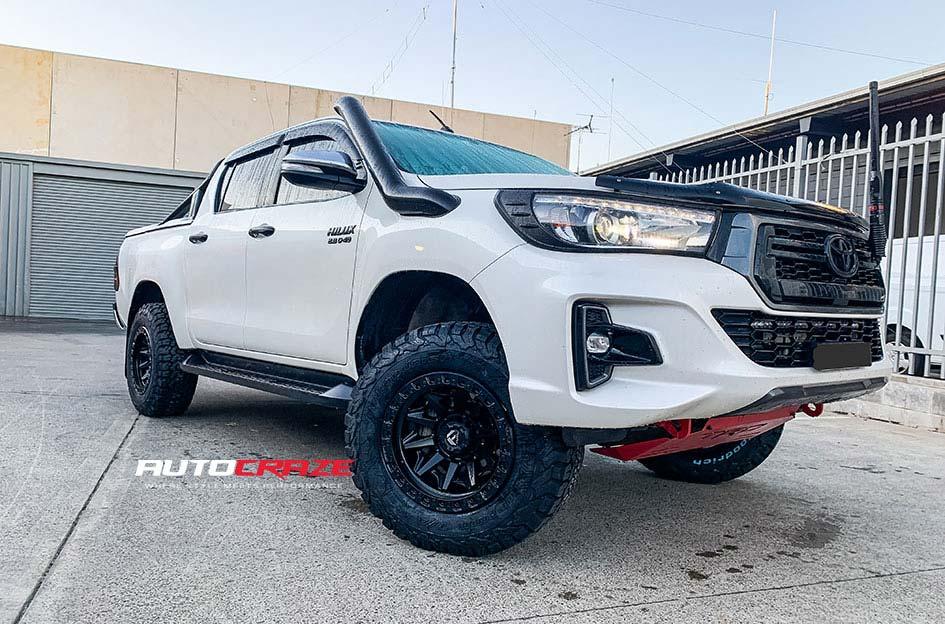 TOYOTA HILUX N80 4WD COVERT MATTE BLACK