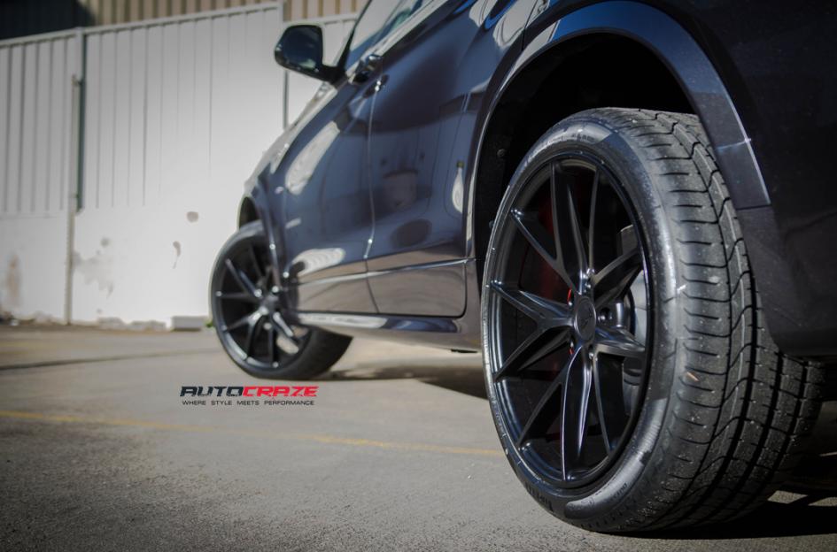 BMW X4 MISANO MATTE BLACK