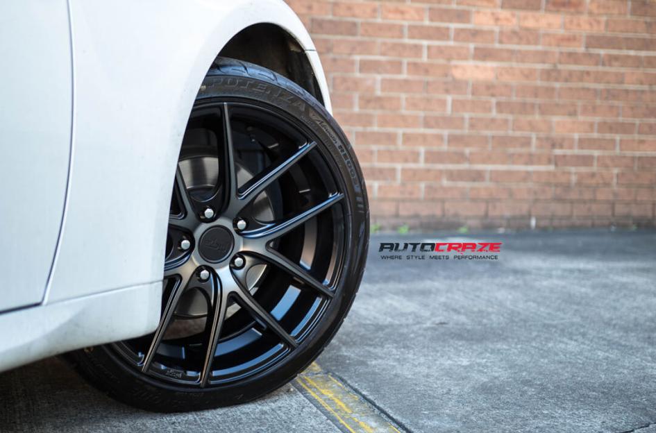 LEXUS-IS250-TARGA-BLACK---MACHINED-WITH-DOUBLE-DARK-TINT
