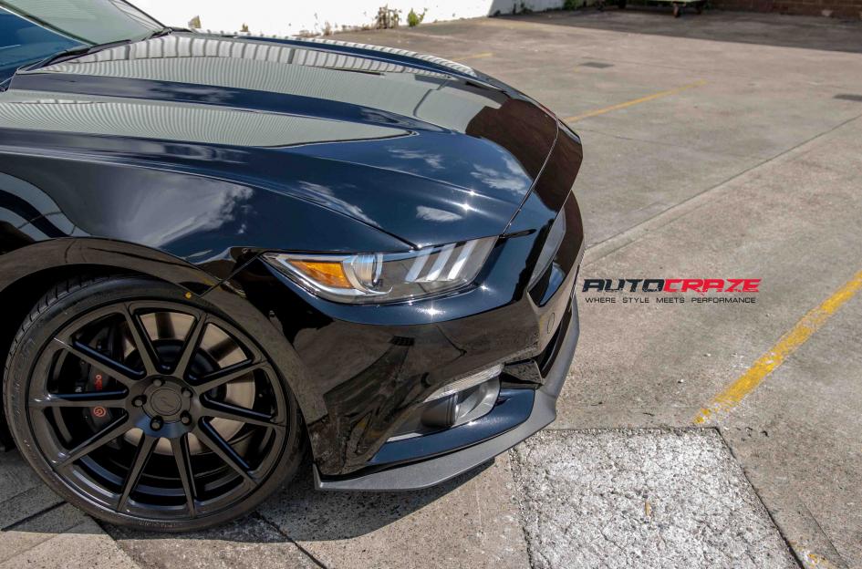 FORD MUSTANG SF04 MATTE BLACK
