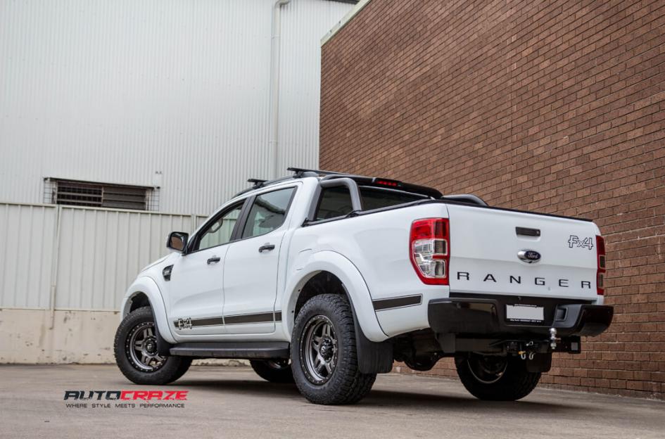FORD RANGER ANZA MATTE ANTHRACITE WITH BLACK RING