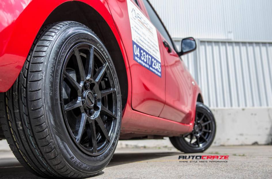 NISSAN MICRA OASIS XT GLOSS BLACK