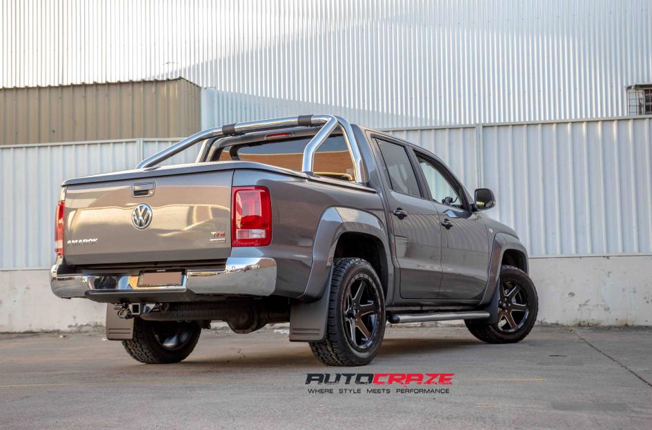 VOLKSWAGEN AMAROK RIPPER GLOSS BLACK MILLED ACCENTS