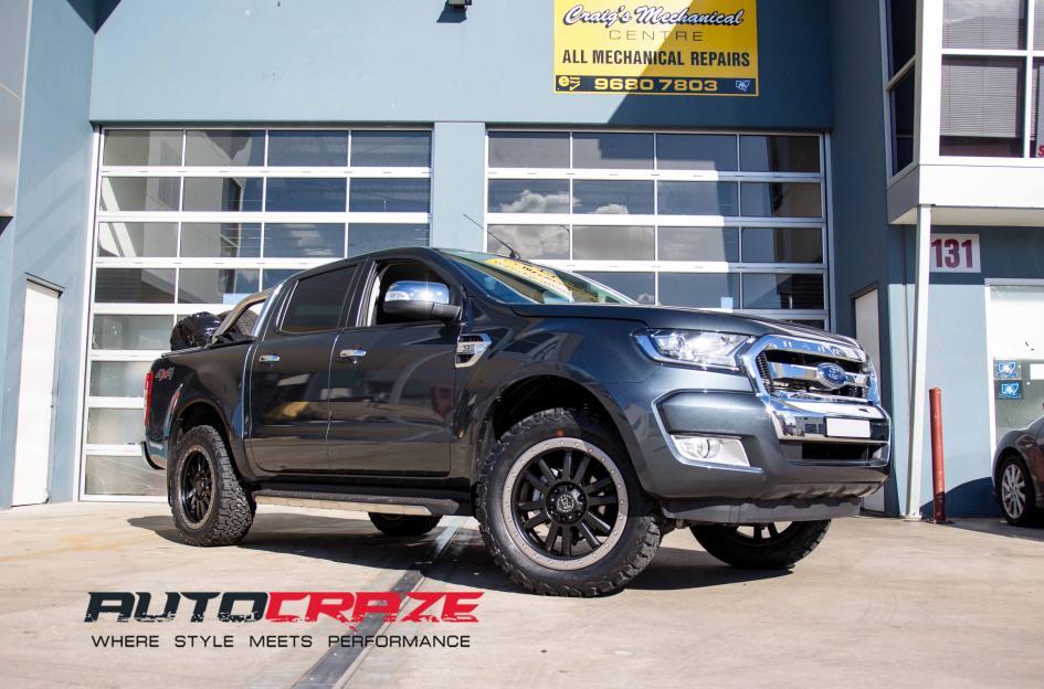 FORD-RANGER-TANAY-MATTE-BLACK-WITH-MATTE-GRAPHITE-LIP-EDGE