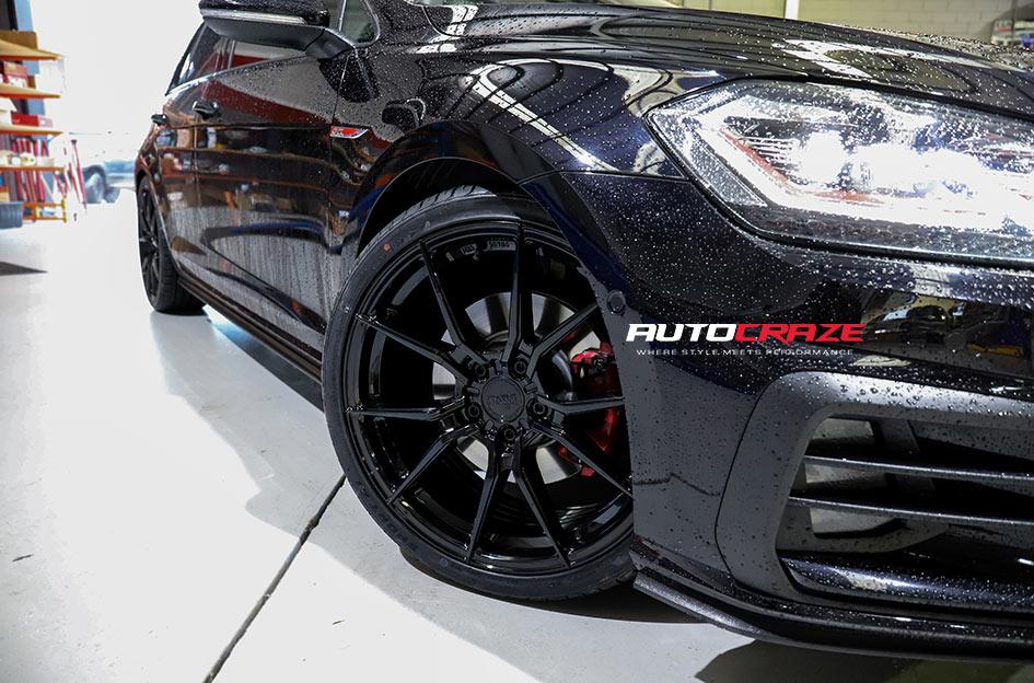 VOLKSWAGEN-GOLF-VENOM-GLOSS-BLACK