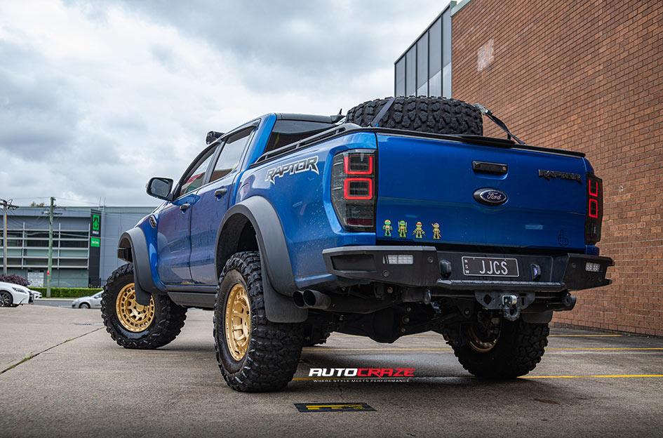 FORD RANGER RAPTOR CHAMBER MATTE GOLD