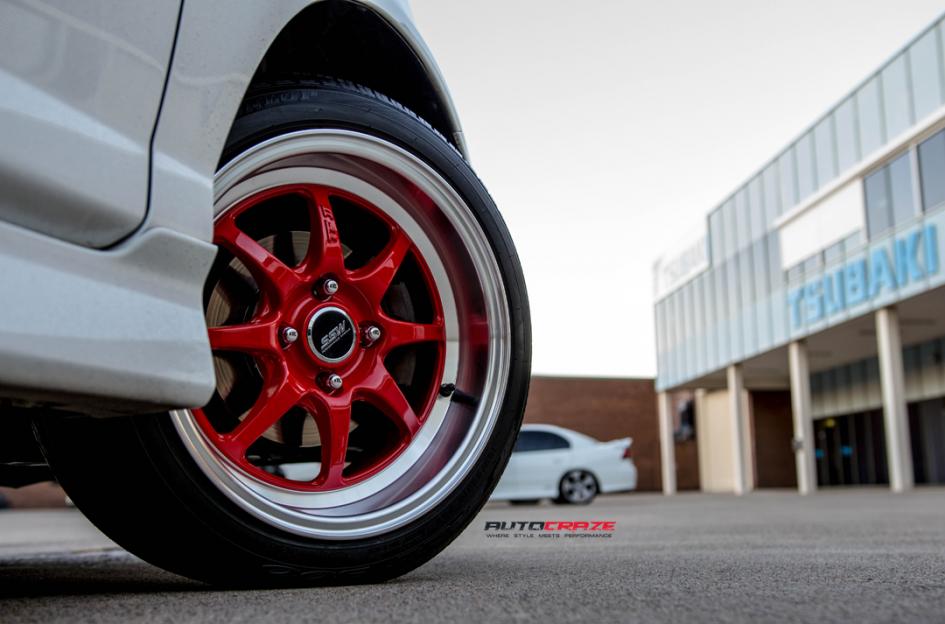 HONDA-JAZZ-TUNING-RED-POLISH-LIP