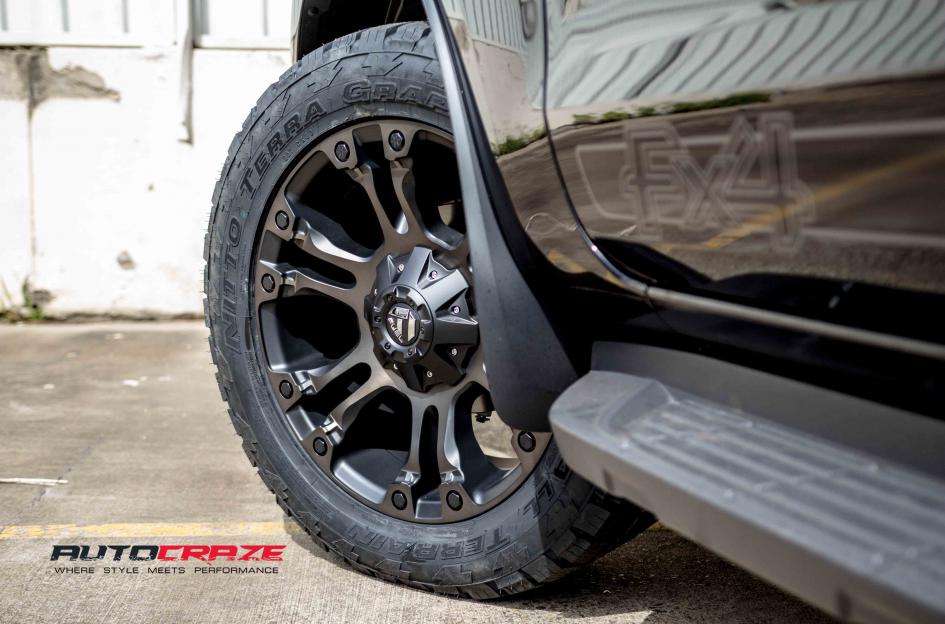 FORD-RANGER-VAPOR-BLACK-MACHINED-WITH-DARK-TINT