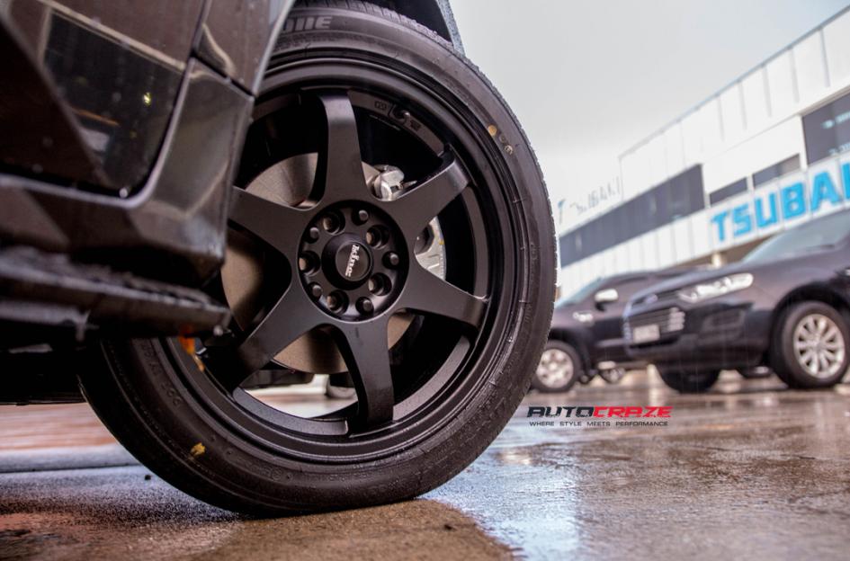 HONDA CIVIC 5 STUD KATANA SATIN BLACK