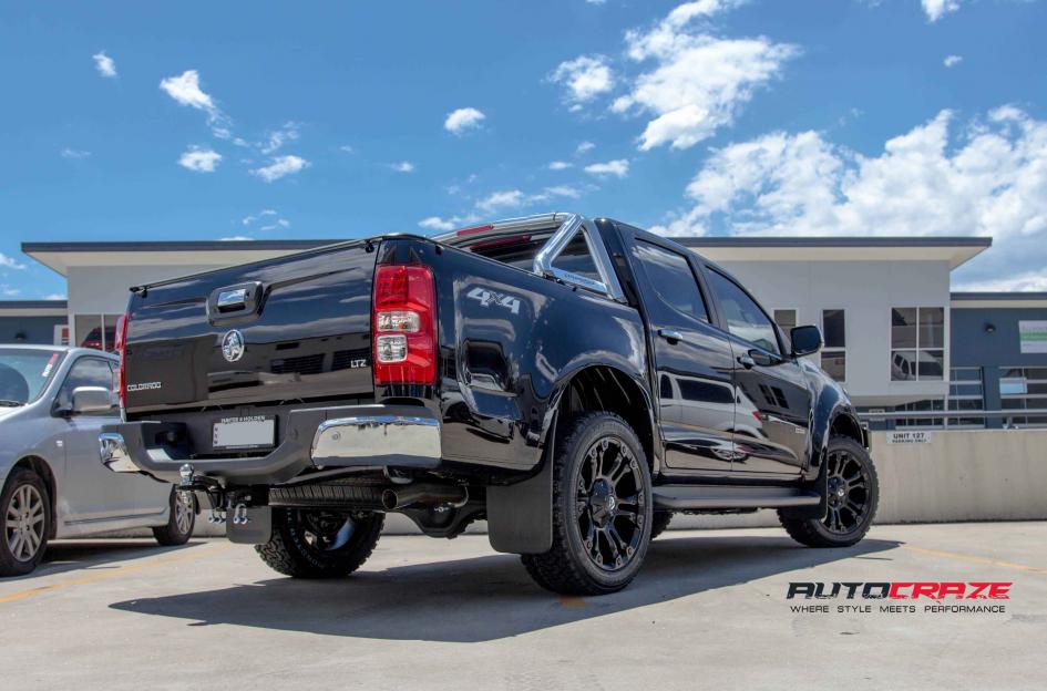 HOLDEN COLORADO VAPOR MATTE BLACK