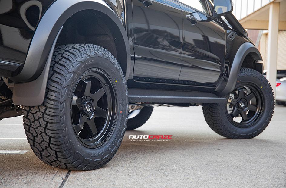 FORD RANGER RAPTOR SHOK MATTE BLACK