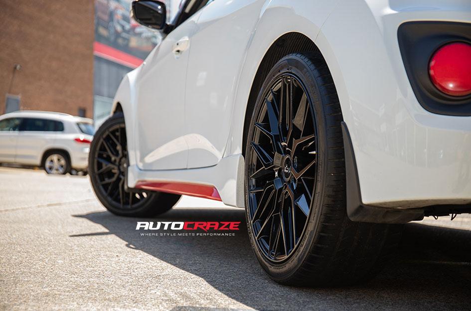 HYUNDAI-VELOSTER-GAMMA-MATTE-BLACK