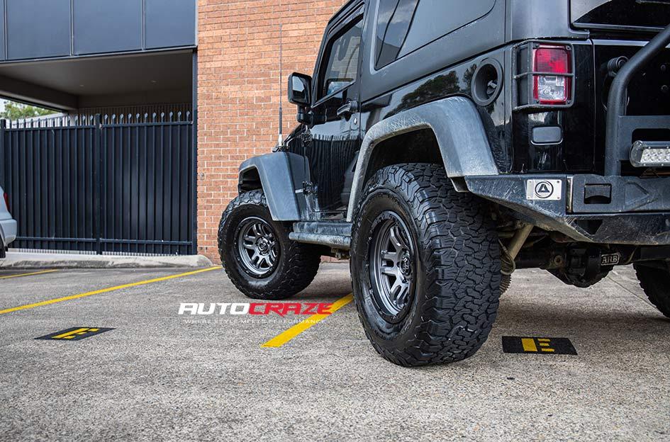 JEEP WRANGLER AMMO MATTE GUN METAL BLACK BEAD RING