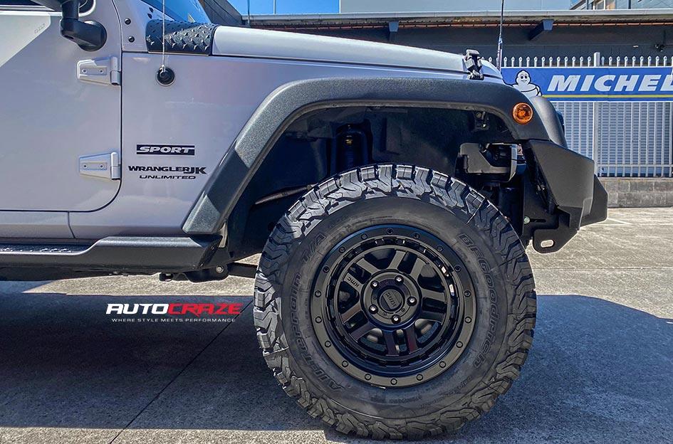 JEEP WRANGLER RECON XD SATIN BLACK