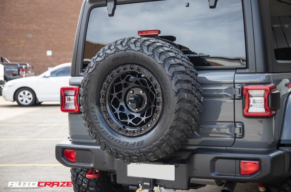 JEEP-WRANGLER-UNIT-MATTE-BLACK