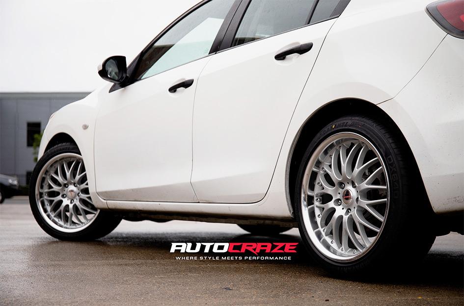 MAZDA 3 ZR2 HYPER SILVER