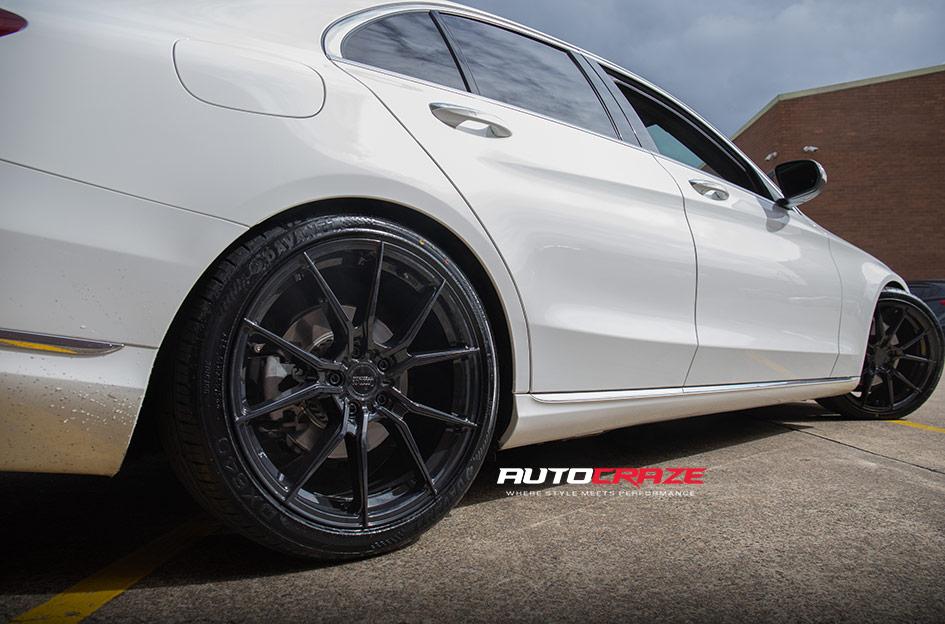 MERCEDES-C-CLASS-VENOM-GLOSS-BLACK