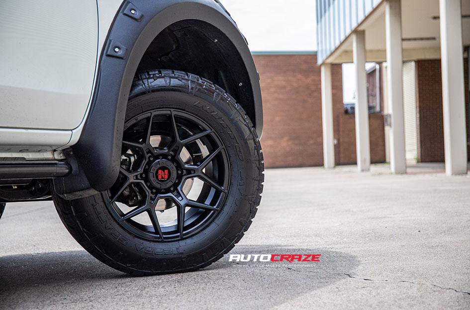 MITSUBISHI TRITON SABBATH MATTE BLACK