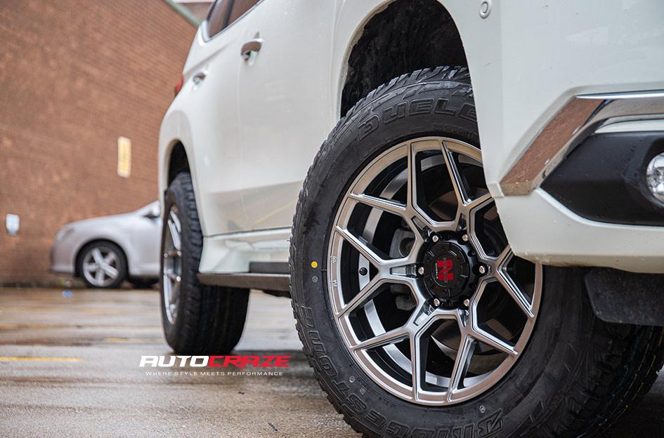 MITSUBISHI TRITON SABBATH HYPERBLACK