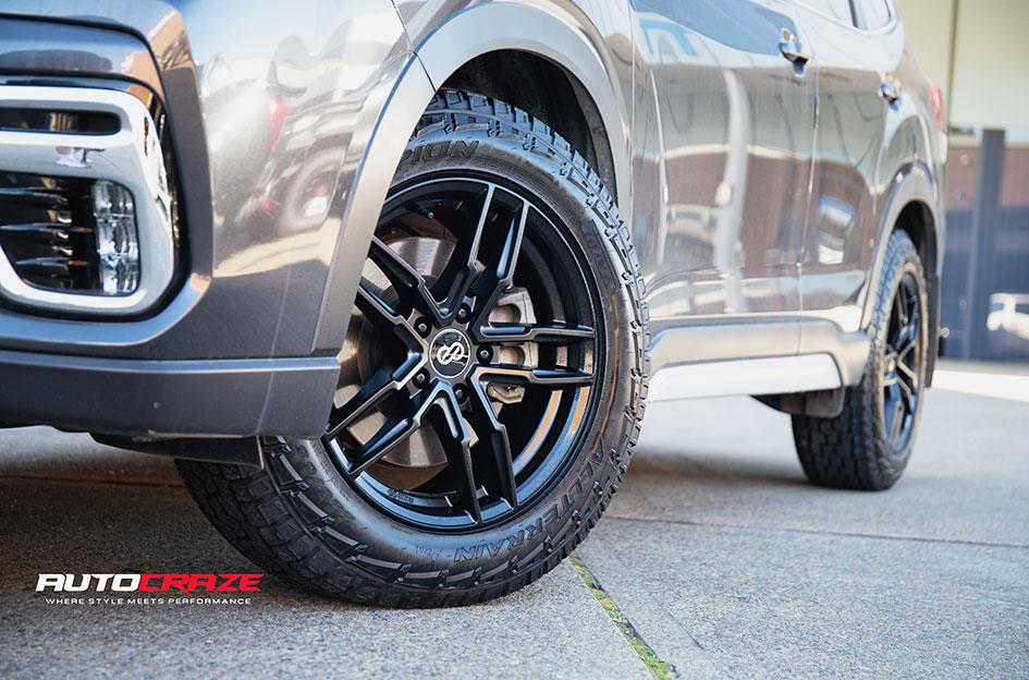 SUBARU FORESTER SQ32 OSAKA MATTE BLACK 
