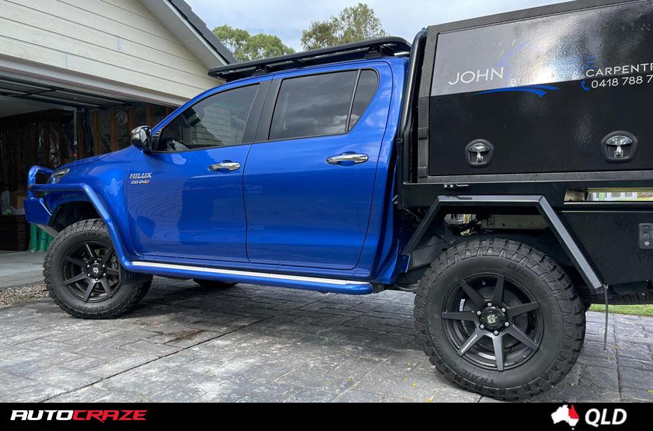 TOYOTA HILUX 4WD AVALANCHE MATTE BLACK FRONT MILLED