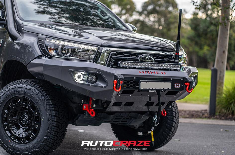 TOYOTA HILUX 4WD CINCO GLOSS BLACK W STAINLESS BOLTS